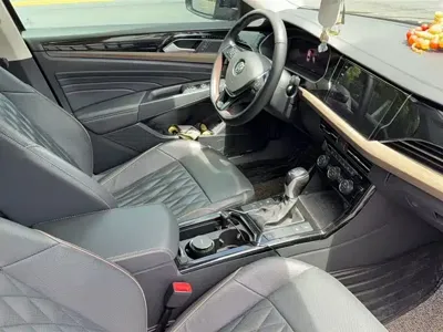 Volkswagen Passat 2019, 68000 км, за 61700 CNY - фото 5