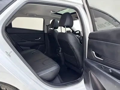 Hyundai Elantra 2023, 13000 км, за 91000 CNY - фото 24