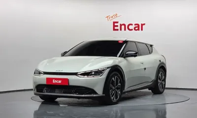 Kia EV6 · 2023 год