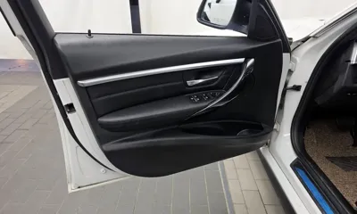 BMW 3-Series 2018, 89237 км, за 14700000 KRW - фото 24