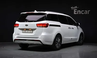 Kia Canival 2016, 103814 км, за 9800000 KRW