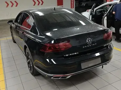 Volkswagen Magotan 2023, 53000 км, за 109800 CNY - фото 3