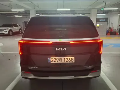 Kia Canival 2025, 6780 км, за 29740000 KRW