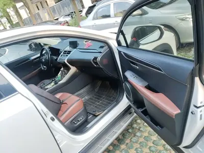 Lexus NX 2016, 126300 км, за 91100 CNY - фото 11