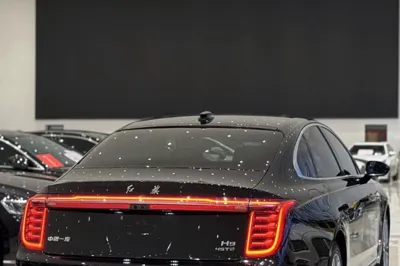 Hongqi H9 2020, 11800 км, за 183640.34 CNY