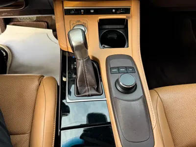 Lexus ES 2016, 90000 км, за 149800 CNY - фото 13