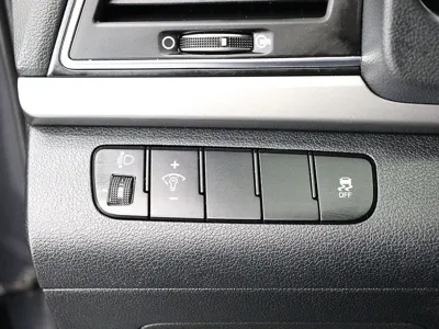 Hyundai Avante 2017, 72583 км, за 10500000 KRW - фото 15