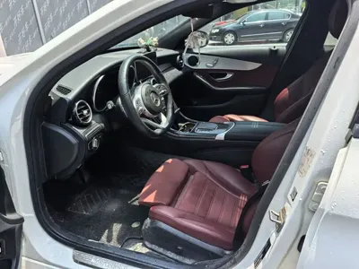 Mercedes-Benz C-Class 2020, 56000 км, за 109800 CNY