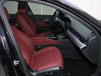 BMW i5 2025, 12800 км, за 239000 CNY - фото 8