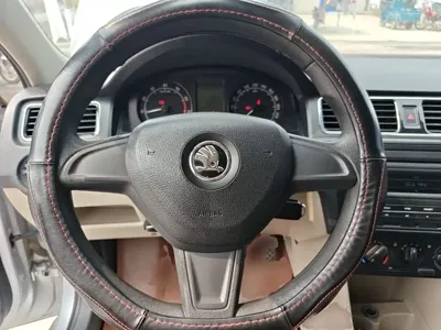 Skoda Rapid 2014, 94300 км, за 15100 CNY - фото 11