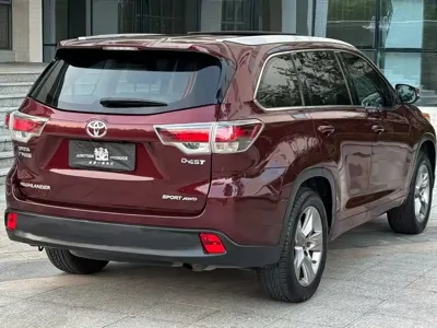 Toyota Highlander 2015, 130000 км, за 79800 CNY - фото 6