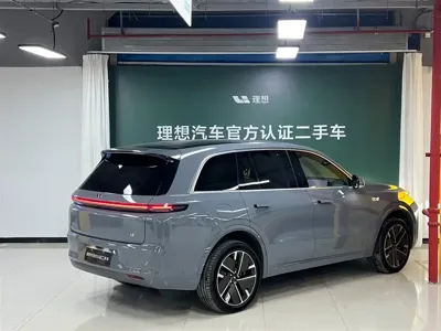 Li Auto Li L8 2025, 10000 км, за 272800 CNY