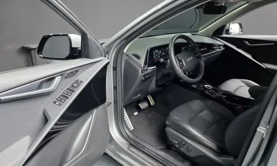 Kia Niro 2024, 94844 км, за 99990000 KRW - фото 10