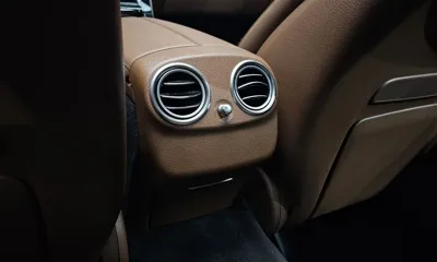 Mercedes-Benz E-Class 2018, 61729 км, за 23500000 KRW - фото 32