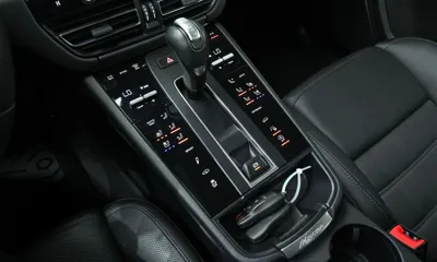 Porsche Macan 2024, 2674 км, за 78200000 KRW - фото 9
