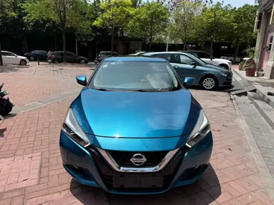Nissan Bluebird 2019, 54000 км, за 36000 CNY