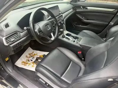 Honda Accord 2019, 60000 км, за 76000 CNY