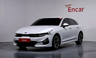 Kia K5 · 2020 год