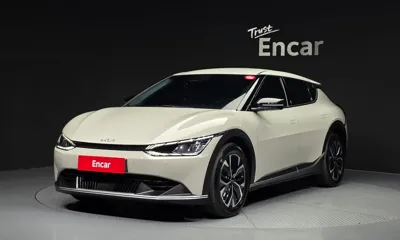 Kia EV6 · 2023 год