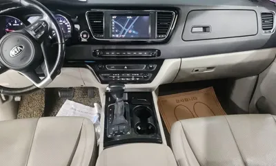 Kia Canival 2017, 260178 км, за 6990000 KRW - фото 14