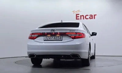 Hyundai Grandeur 2015, 128352 км, за 6900000 KRW