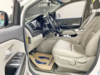 Kia Canival 2015, 256861 км, за 5500000 KRW - фото 12
