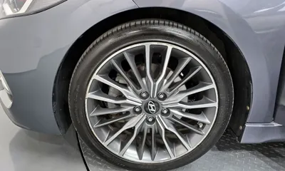 Hyundai Avante 2017, 111337 км, за 8300000 KRW - фото 5