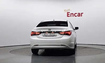 Hyundai Sonata 2013, 54115 км, за 8290000 KRW - фото 4