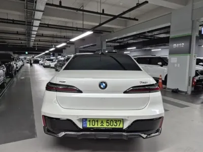 BMW 7-Series 2024, 22995 км, за 112900000 KRW