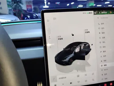 Tesla Model 3 2024, 46800 км, за 282979.07 CNY - фото 17
