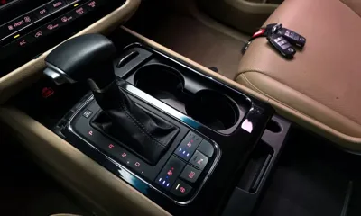 Kia Canival 2017, 103006 км, за 12500000 KRW - фото 9