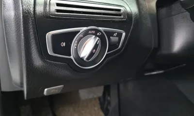 Mercedes-Benz C-Class 2018, 133960 км, за 16000000 KRW - фото 19