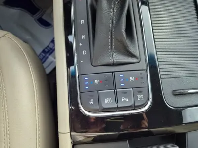 Kia Canival 2017, 120000 км, за 12800000 KRW - фото 17