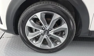 Kia Stonic 2018, 135931 км, за 9700000 KRW - фото 5