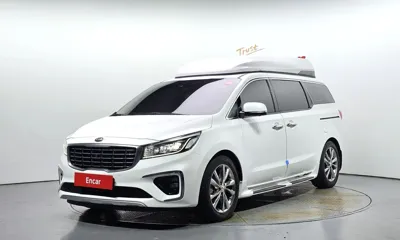Kia Canival · 2019 год