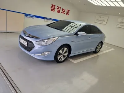 Hyundai Sonata 2012, 156300 км, за 4300000 KRW