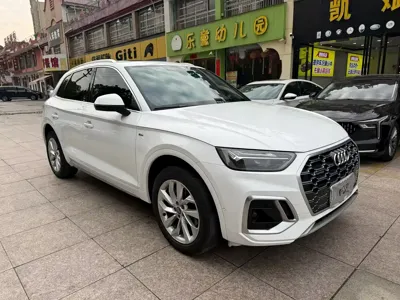 Audi Q5L 2021, 80000 км, за 169800 CNY
