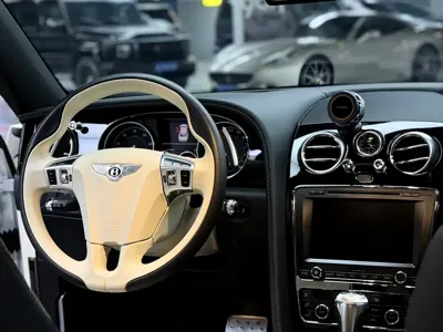 Bentley Flying Spur 2019, 40000 км, за 1020000 CNY - фото 20
