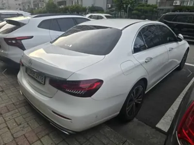 Mercedes-Benz E-Class 2022, 25126 км, за 40000000 KRW