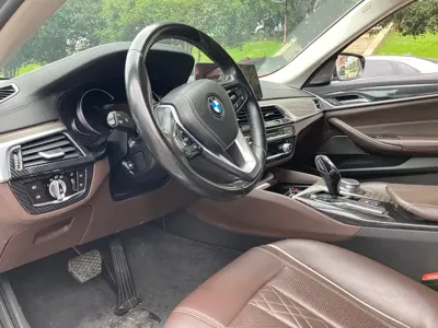 BMW 5 Series 2017, 91000 км, за 114900 CNY - фото 4