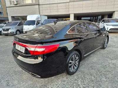 Hyundai Grandeur 2012, 193397 км, за 3300000 KRW - фото 6