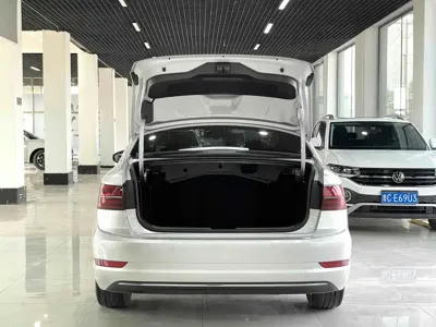 Volkswagen Sagitar 2022, 44700 км, за 93800 CNY - фото 17