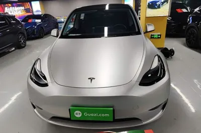 Tesla Model Y 2023, 41500 км, за 200941.17 CNY
