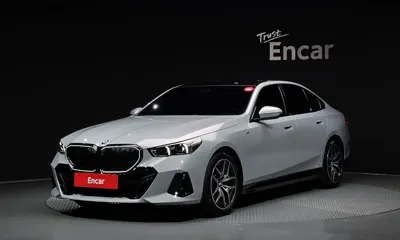 BMW 5-Series · 2025 год