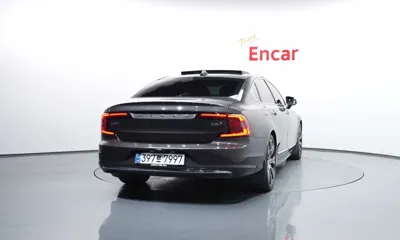 Volvo S90 2023, 95032 км, за 33500000 KRW