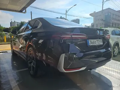 BMW 5-Series 2025, 7377 км, за 41300000 KRW