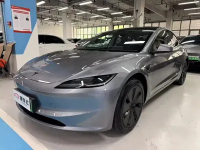 Tesla Model 3 · 2026 год