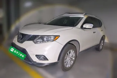 Nissan X-Trail · 2015 год