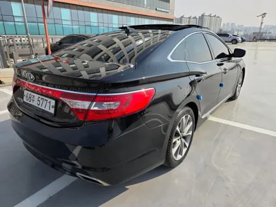Hyundai Grandeur 2016, 118350 км, за 7490000 KRW