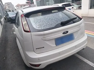 Ford Focus 2014, 124800 км, за 9300 CNY - фото 5